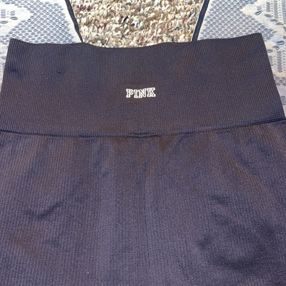 PINK Cool & Comfy Leggings - Picture 3 of 5